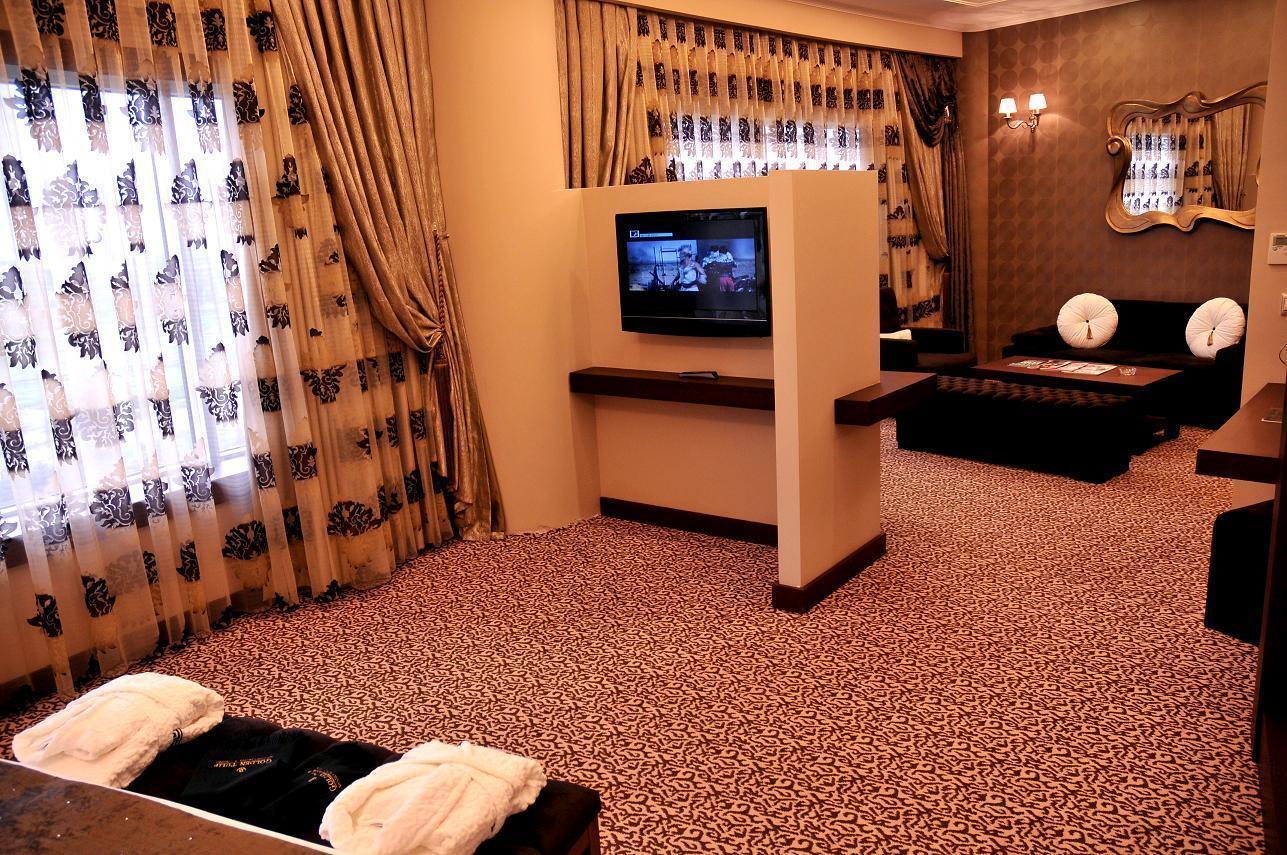 Grand Pasha Luxury Central Nicosia Hotel & Casino Nicósia Quarto foto
